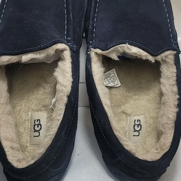 Ugg Ascot navy slippers 110110 size 12 - Picture 8 of 9